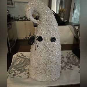 Cute white Mess Gost